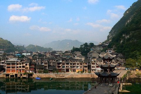 『隨華全，觀天下』 ——走進鎮遠